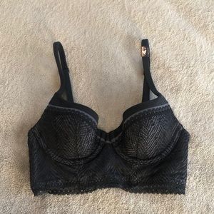 VS lace underwire bra NWT
